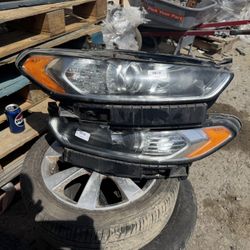 2020 Ford Fusion Oem Head Lamps 
