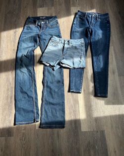 Women’s bundle clothes jeans jorts
