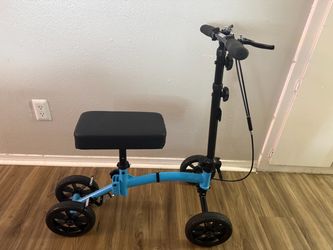 Homland R18-BL Knee Scooter