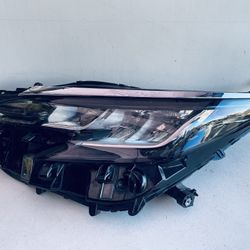 2021-2023 TOYOTA SIENNA LEFT DRIVER SIDE HEADLIGHT LED REFLECTOR OEM