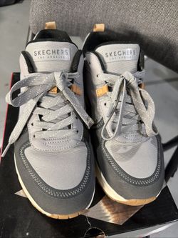 Pre-Owned Men's SKECHERS Uno Layover Sneaker (9.5m) Gray
