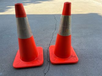 Used traffic safety cones , 18”