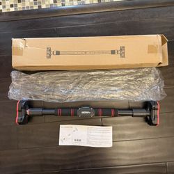 ONETWOFIT Doorway Pull Up Bar, 1-Sec Stretching Door Frame Chin up Bar No Screw Adjustable Width Strength Training Pull Up Bars, Max Load 440lbs Horiz