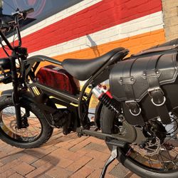 1500 Watt Electric Indy’N style Chopper Ebike, 33mph, Saddlebags, Metal Basket