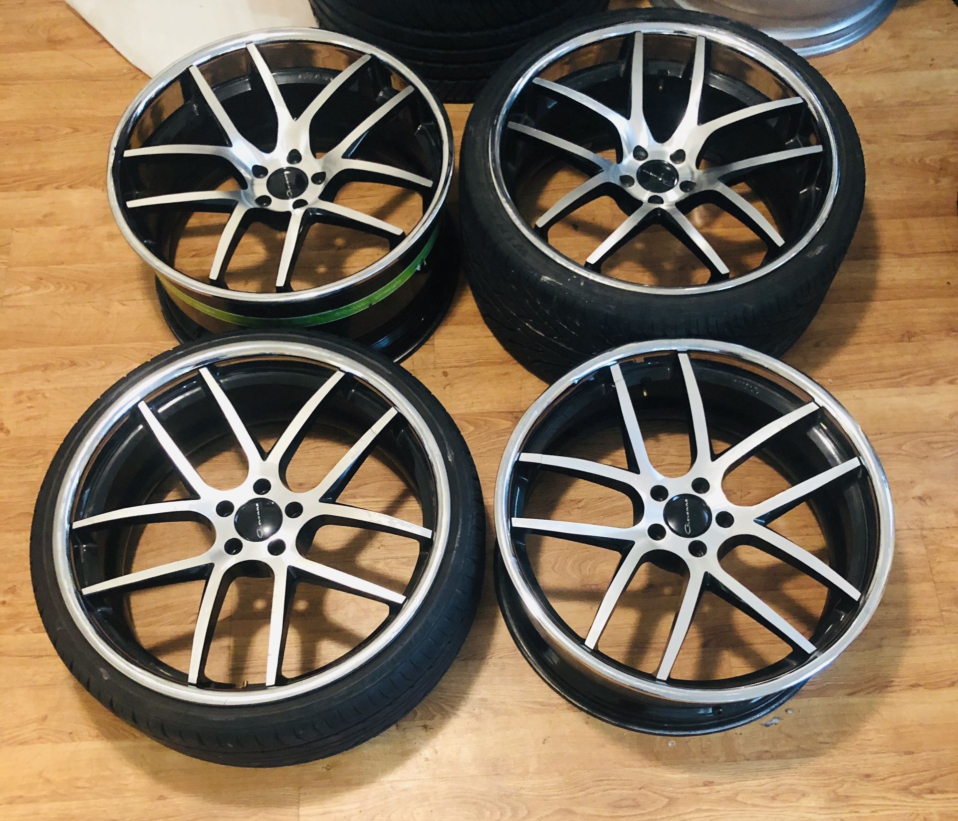 22 Staggered Giovanni Rims for Sale in Houston, TX - OfferUp