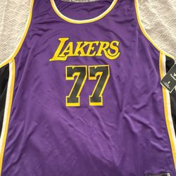 *New*  LA Lakers Jersey 