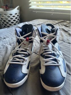 Jordan six retro Olympic size 9 1/2 men
