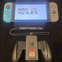 Nintendo Switch HAC-001(-01) 32GB Console + Gray/Blue Joy‑Con + MARIOKART+Extras
