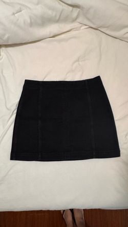 Black skirt