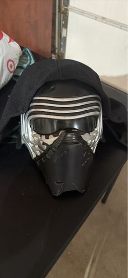 Star Wars Kylo Ren Helmet with Hood