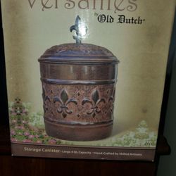 Versailles By Old Dutch