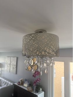 Light fixture