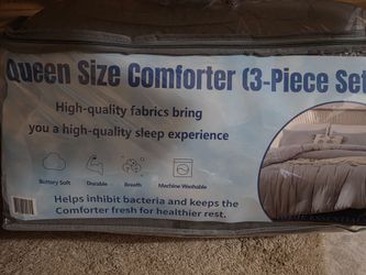 Home Essentials Queen Size Comforter 3 piece