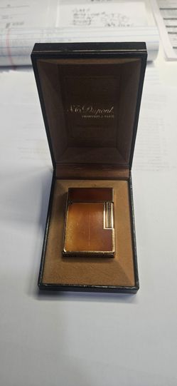 S.T. Dupont Paris Gold Lighter w/ Box & Accessories – Luxury Collectible