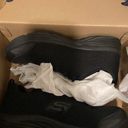 Kids Black Skechers Size 2.5 Big Kid