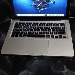 Apple Mac Book Pro 13.1 For Sale