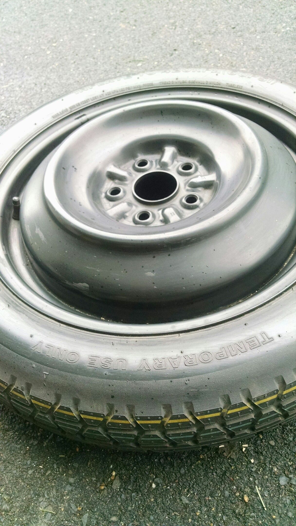 New.Original Spare tire 17". Lexus ES 350 .made in Japan