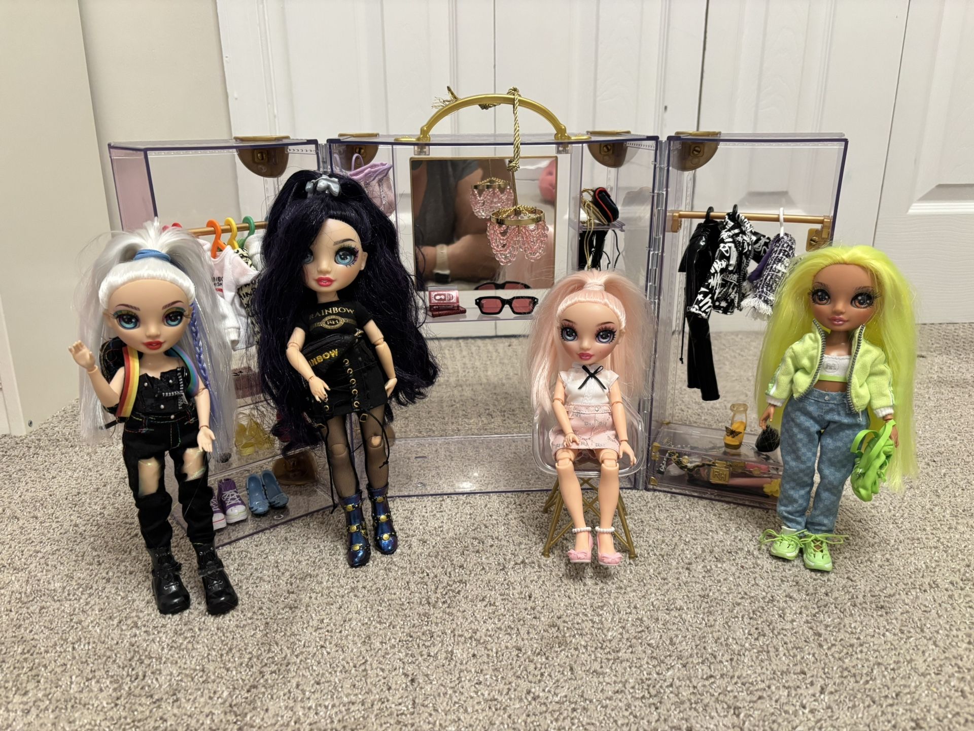 Rainbow High Dolls & Closet