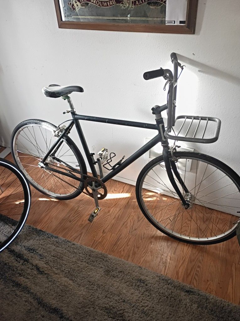Nice Working Bike . Asking 100$