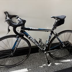 2010 Trek 2.1 Alpha Road Bike Blue