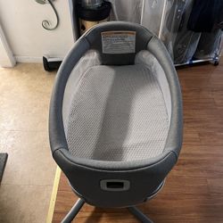 Chicco Close to You 3-in-1 Bedside Bassinet, Dove - Heather Gray