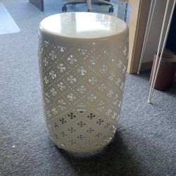 Garden/ End Table Stool