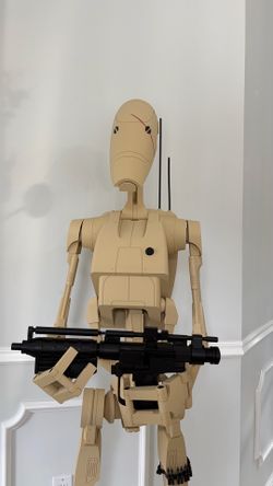Star Wars Battle Droid over 6ft Tall and movable!!