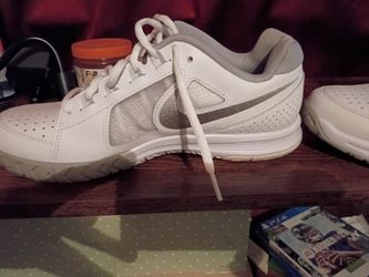 Nike Shoes Size 10