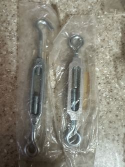 Lot of eye-eye and eye-hook turnbuckles