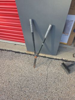 Manual Hedge Shears with Tape-Wrapped Handles