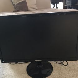 Samsung Computer Monitor 