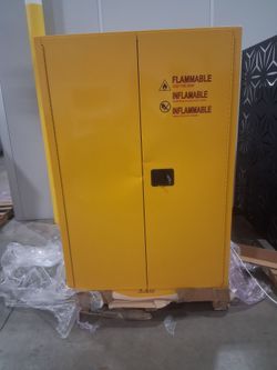 Condor Safety Cabinet