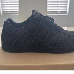 Fendi FF Black Monogram Sneakers – Men’s Size 7