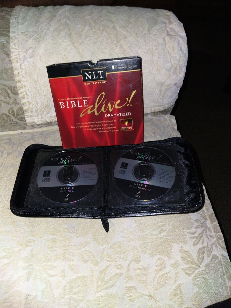 NLT NEW BIBLE ALIVE DRAMATIZED 15 CD'S .
