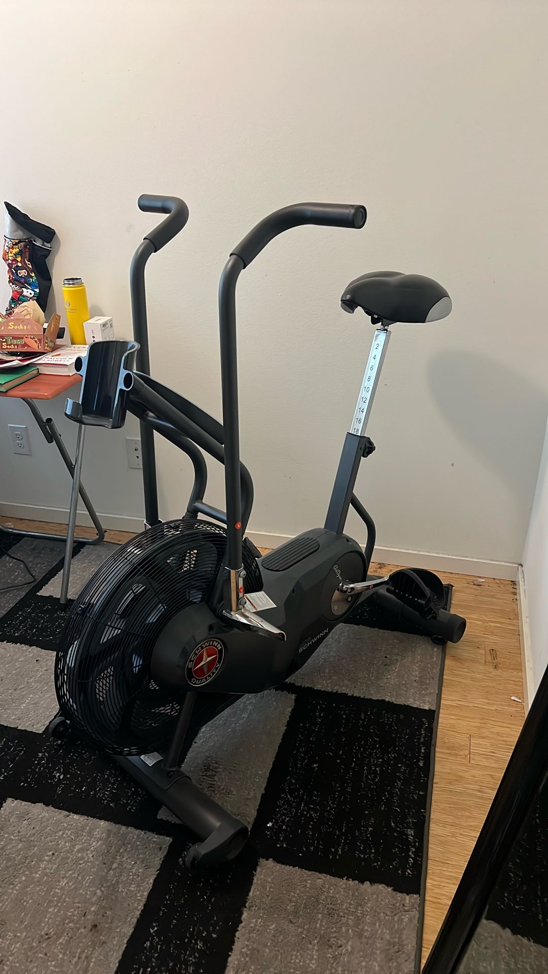 Ad6 Schwinn Bike air Dyne