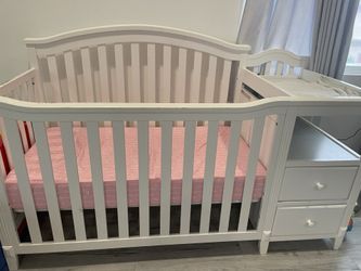 Baby crib ( No matress)