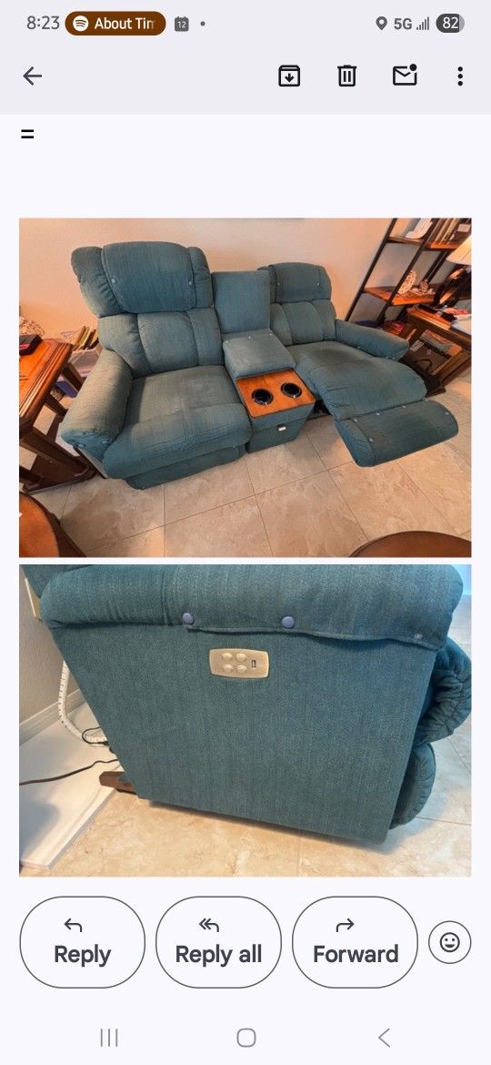 LOVESEAT & RECLINER
