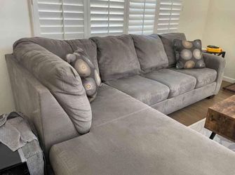 Modern Gray 2pc Ashley's Sectional