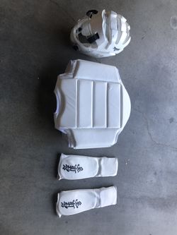 Set Of Kids Karate Gear / Protector