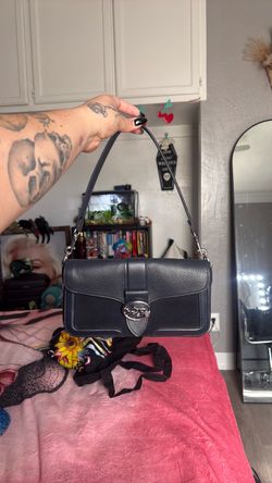 Coach shoulder bag
