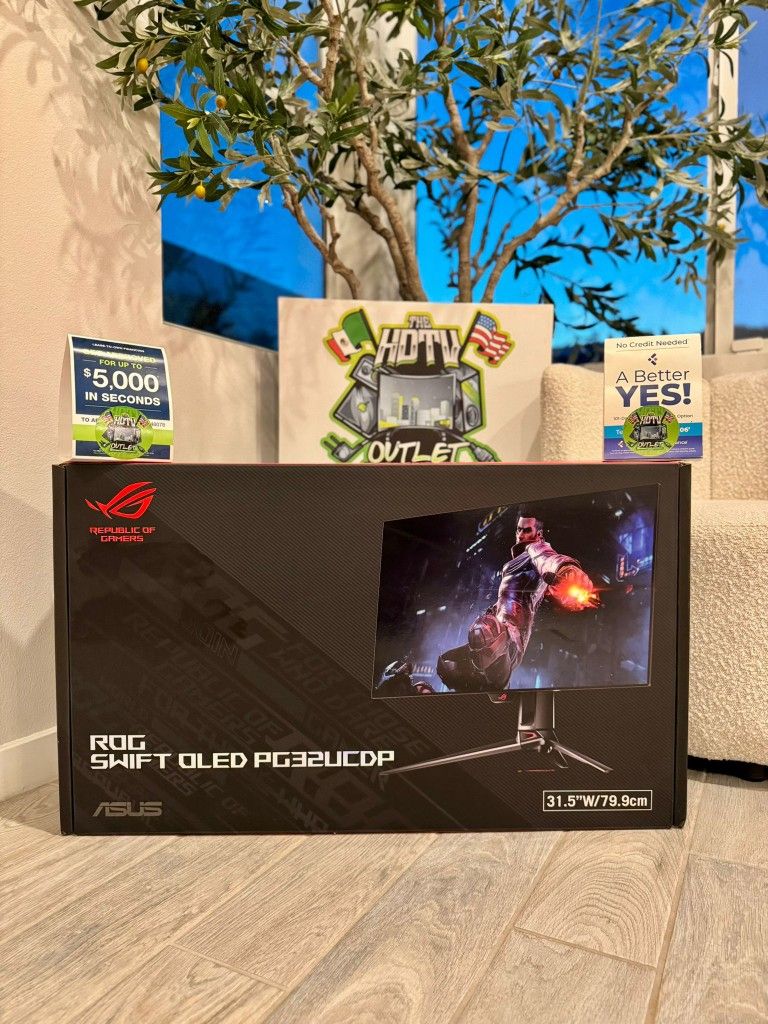 Asus Rog Swift Oled PG32UCDP 32” Oled gaming monitor 4k 240hz .03ms floor model