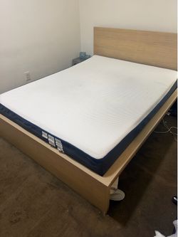 Bed and mattress