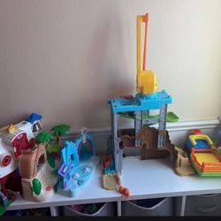 Little People Buildings