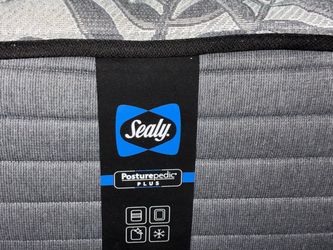 Brand new pillow top king size mattress