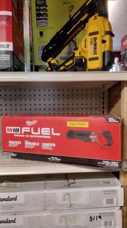 MILWAUKEE M18 FUEL SAWZALL RECIP SAW (TOOL ONLY)