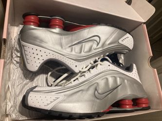 Nike Shox R4 (Comet Red)