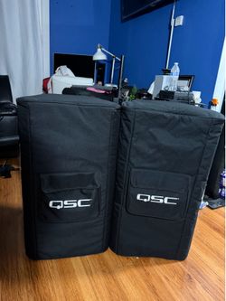 2 QSC kw152 (pair )