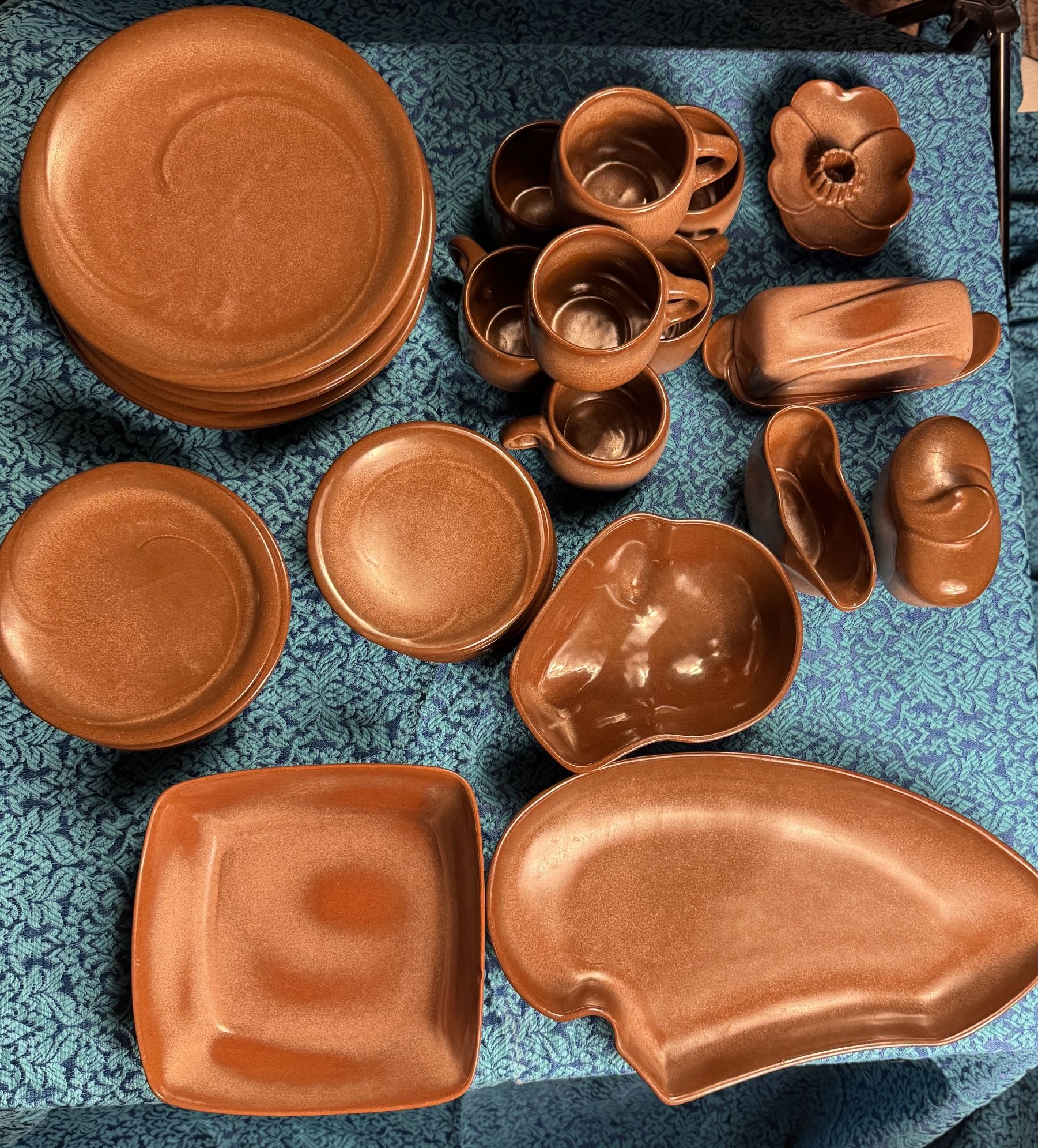 Frankoma Lazy Bones Brown Satin 36 Piece Collection, Vintage