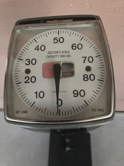 Health o Meter Doctor's Scale 300 lb Capacity