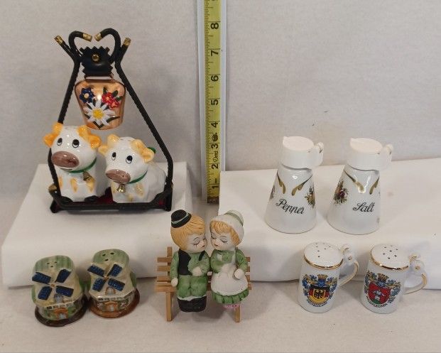 Vtg German Austrian S&P Shakers
